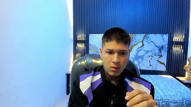 Snapshot of AlessandroFranco chatting on June 25, 2026, 1:26 pm AlessandroFranco online show from June 25, 2026, 1:26 pm