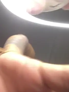 Dalila Nora online show from April 19, 2026, 4:12 am