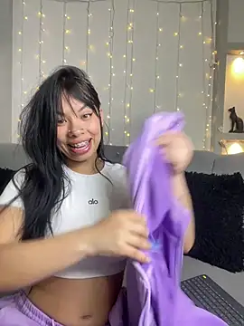 Snapshot of Queen_Chanel_XXX chatting on May 3, 2026, 8:15 pm Queen Chanel XXX online show from May 3, 2026, 8:15 pm