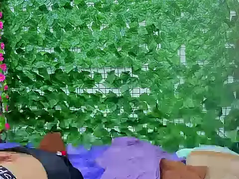Snapshot of asshoney_Abby chatting on April 2, 2026, 12:41 am asshoney Abby online show from April 2, 2026, 12:41 am