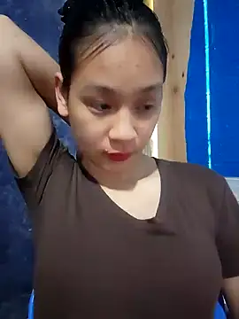 Snapshot of -Hicici- chatting on May 16, 2026, 1:02 am -Hicici- online show from May 16, 2026, 1:02 am