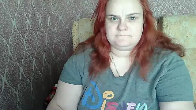 DollyGersonn online show from April 12, 2026, 12:32 pm
