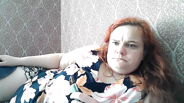 DollyGersonn online show from May 4, 2026, 12:12 pm