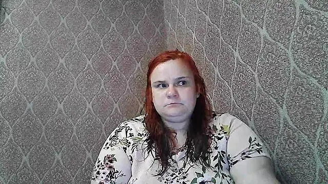 DollyGersonn online show from May 11, 2026, 6:38 pm