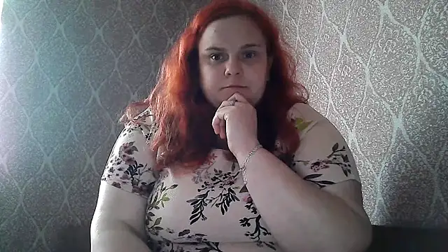 DollyGersonn online show from May 15, 2026, 4:36 pm