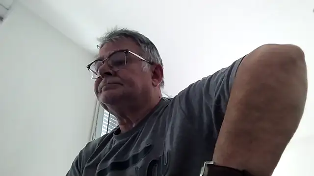oura online show from May 2, 2026, 7:35 am