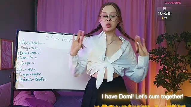 Snapshot of Megg_Ryan chatting on April 29, 2026, 5:30 pm Megg Ryan online show from April 29, 2026, 5:30 pm