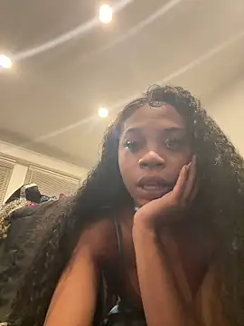 essencecora online show from March 10, 2026, 9:58 am