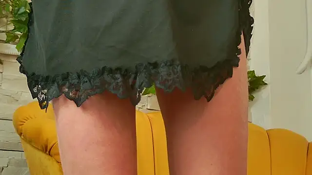 MiaaAngell online show from March 19, 2026, 5:33 am