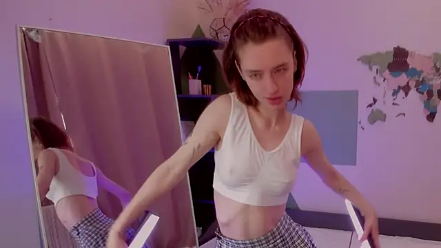 Pretty Victoria online show from April 11, 2026, 6:29 am