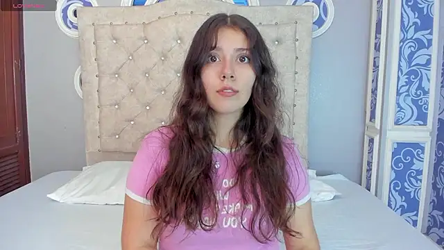 emma pink   online show from March 17, 2026, 11:35 am