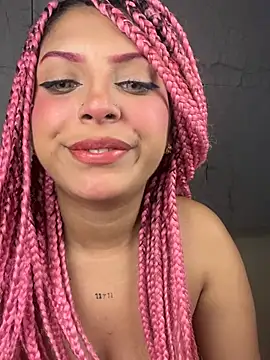 GiaRedd online show from July 6, 2026, 3:03 pm