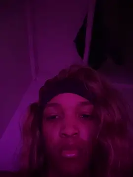 zandralanea online show from March 12, 2026, 5:08 pm