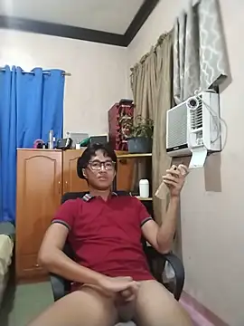 Snapshot of baggage000 chatting on July 8, 2026, 8:41 am baggage000 online show from July 8, 2026, 8:41 am