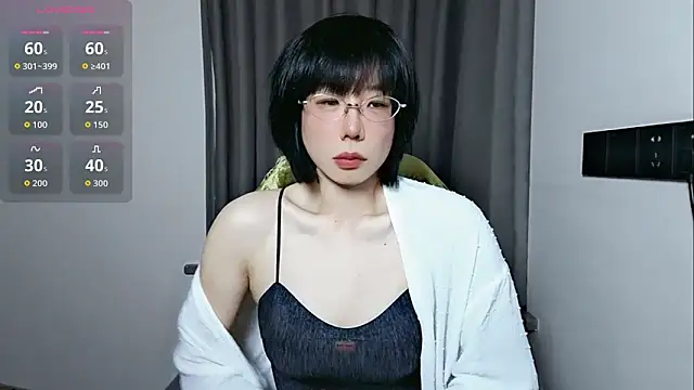 lin lin 520 520 online show from April 23, 2026, 5:15 pm