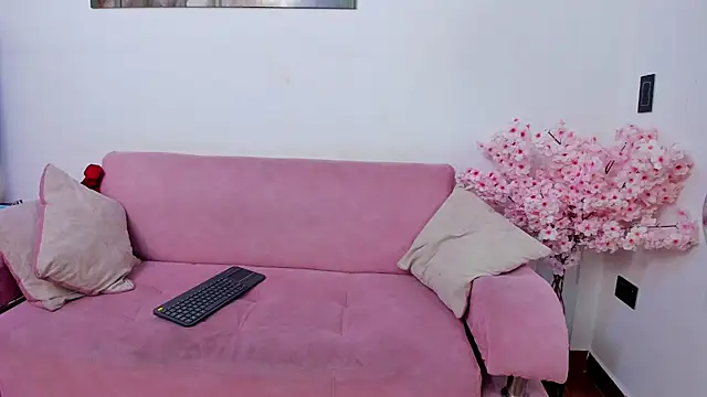 Snapshot of Tamar4_f00x chatting on May 29, 2026, 1:09 pm Tamar4 f00x online show from May 29, 2026, 1:09 pm