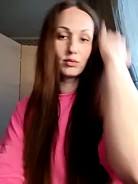 Snapshot of LunaCrystall chatting on April 2, 2026, 4:04 pm LunaCrystall online show from April 2, 2026, 4:04 pm