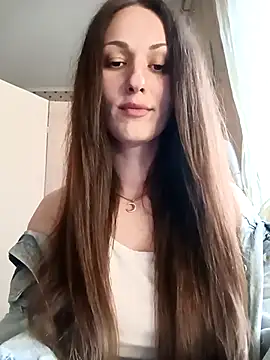 Snapshot of LunaCrystall chatting on April 18, 2026, 3:49 pm LunaCrystall online show from April 18, 2026, 3:49 pm