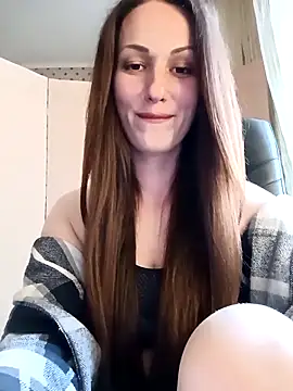 Snapshot of LunaCrystall chatting on April 30, 2026, 4:02 pm LunaCrystall online show from April 30, 2026, 4:02 pm