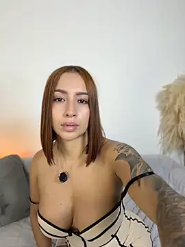 Yelena Miller1 online show from July 13, 2026, 3:04 pm