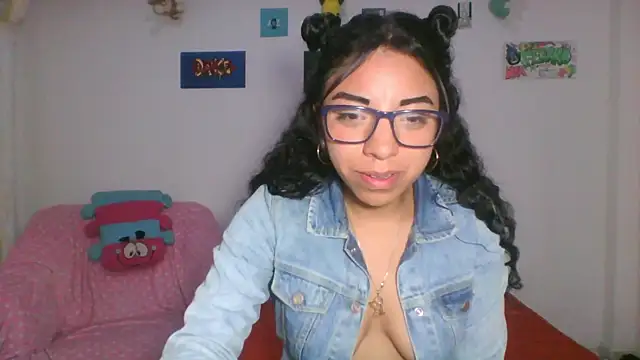 nataliesweet 22 online show from March 18, 2026, 11:30 pm