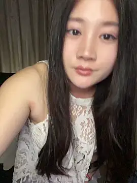 sisibaby20266 online show from May 19, 2026, 2:12 pm