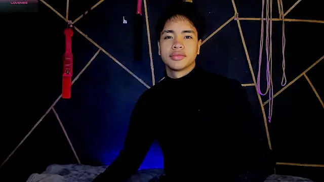 Snapshot of Lee_Colee chatting on May 24, 2026, 1:10 am Lee Colee online show from May 24, 2026, 1:10 am