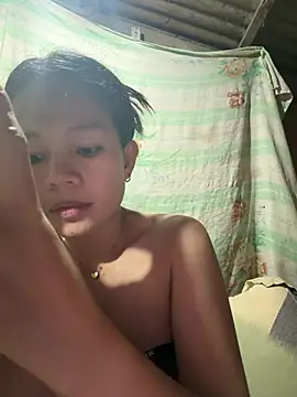 chinny1112 online show from August 4, 2026, 2:41 pm