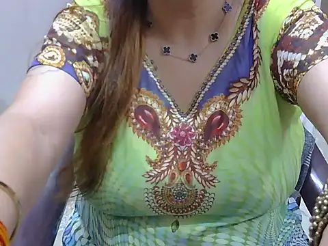 Snapshot of spicy_Zara chatting on May 14, 2026, 6:53 am spicy Zara online show from May 14, 2026, 6:53 am