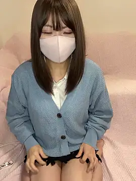 Snapshot of ichigonoiichan chatting on April 21, 2026, 12:01 am ichigonoiichan online show from April 21, 2026, 12:01 am