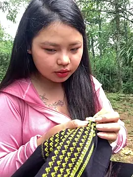 Snapshot of Motminhthoi chatting on May 19, 2026, 2:18 am Motminhthoi online show from May 19, 2026, 2:18 am