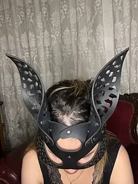 milasu62 online show from March 13, 2026, 5:41 pm