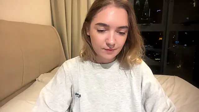 RoxyWet online show from May 19, 2026, 2:12 pm