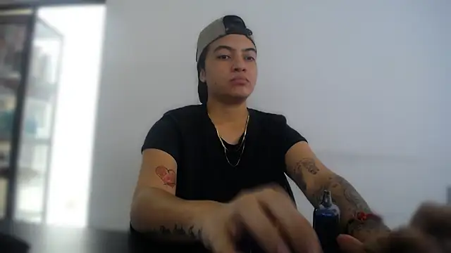 Snapshot of May-ana chatting on March 11, 2026, 9:21 pm May-ana online show from March 11, 2026, 9:21 pm