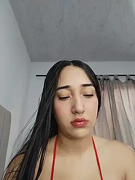 isabellaHill2 online show from July 1, 2026, 5:02 pm
