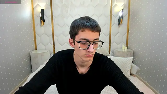 RonBevs online show from June 10, 2026, 8:19 pm