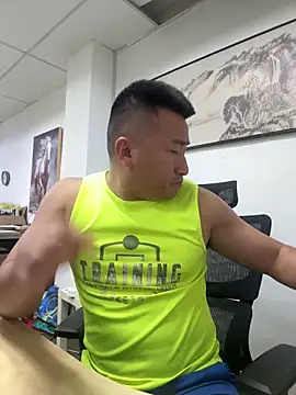 Cunzhangshibage02 online show from May 6, 2026, 1:38 pm