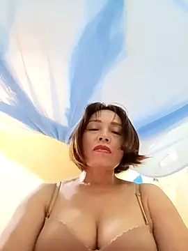 Lyly22x online show from March 31, 2026, 10:15 am