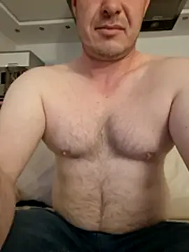 AgaiJa42 online show from April 3, 2026, 8:07 pm