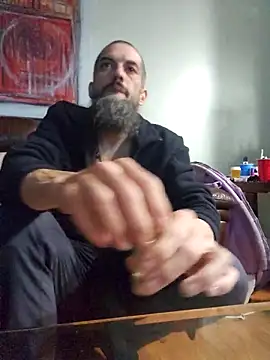 Snapshot of Mithras0206 chatting on March 18, 2026, 8:06 am Mithras0206 online show from March 18, 2026, 8:06 am