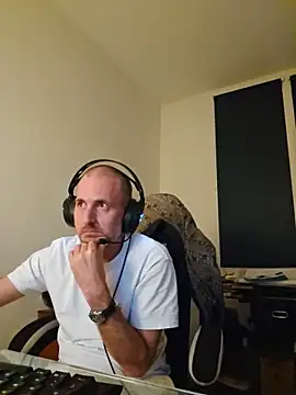 Snapshot of dufatcock chatting on June 1, 2026, 2:02 am dufatcock online show from June 1, 2026, 2:02 am