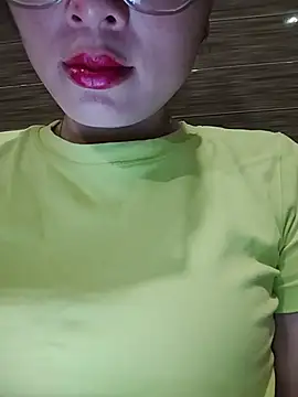 Snapshot of candy_flo chatting on May 14, 2026, 8:21 am candy flo online show from May 14, 2026, 8:21 am