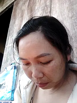 Snapshot of chekoko chatting on May 9, 2026, 4:28 am chekoko online show from May 9, 2026, 4:28 am