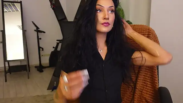Snapshot of Nicky_Diam chatting on March 18, 2026, 6:00 pm Nicky Diam online show from March 18, 2026, 6:00 pm
