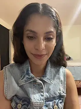 Snapshot of karlatiburcio chatting on June 25, 2026, 5:12 am karlatiburcio online show from June 25, 2026, 5:12 am