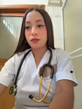 Snapshot of MiaCamille_ chatting on May 15, 2026, 6:48 pm MiaCamille online show from May 15, 2026, 6:48 pm