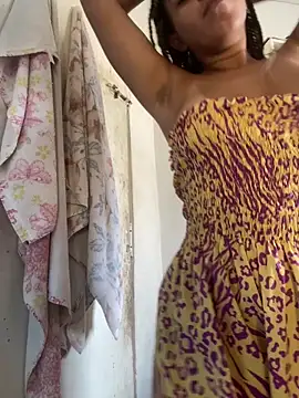 Mayacandy00 online show from May 22, 2026, 4:12 pm