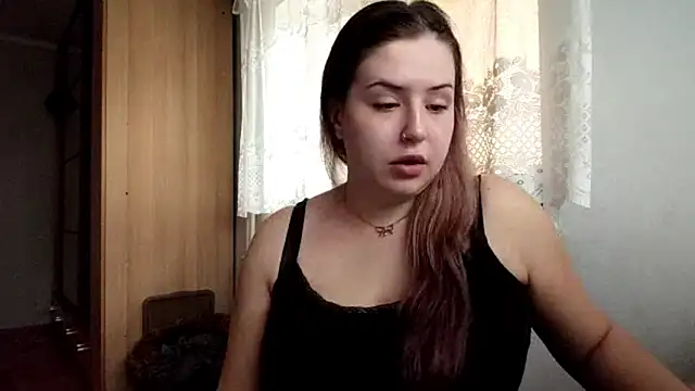 LolaSeduce online show from April 8, 2026, 8:36 am