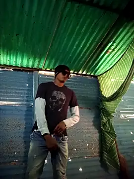 spittingpig1 online show from March 15, 2026, 6:14 pm