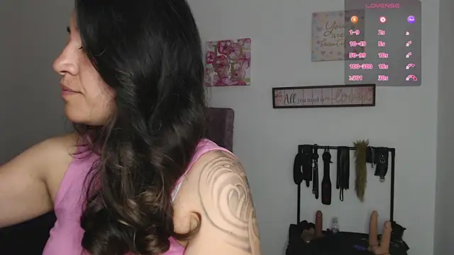 violeta scott online show from June 10, 2026, 11:42 am